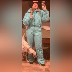 Vintage ski suit! Size 10 bluish teal color.